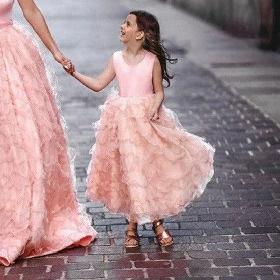 Daughter dress