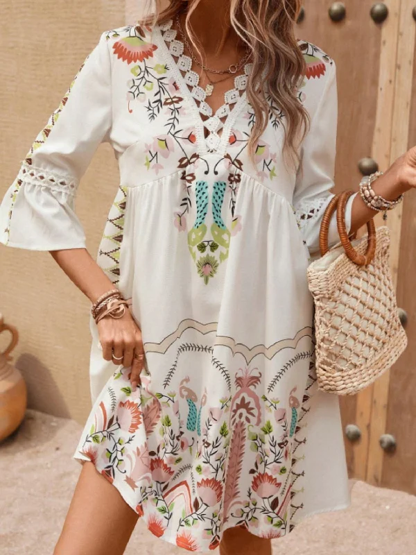 Special Discount Lace Detail Floral Three-Quarter Sleeve Short Beach Dress